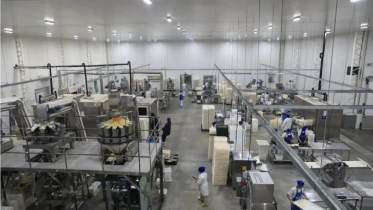 Industria de alimentos e um dos setores que influenciou na alta do PIB 830x468.jpg