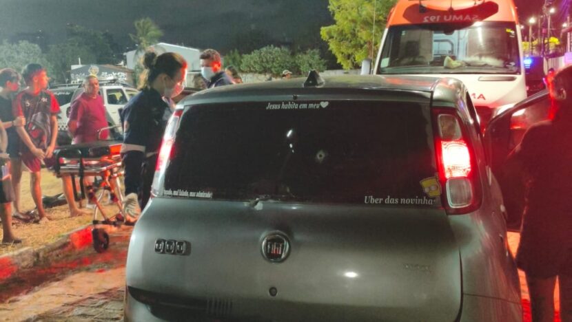 Rota errada do gps termina em ataque a tiros e motorista ferido na vila de ponta negra | notícias do rio grande do norte carro alvejado