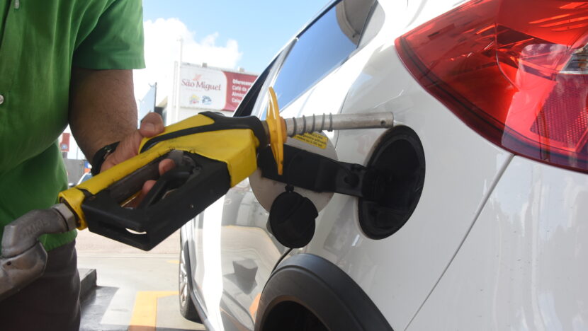 Preços de gasolina sem imposto dia D (4)