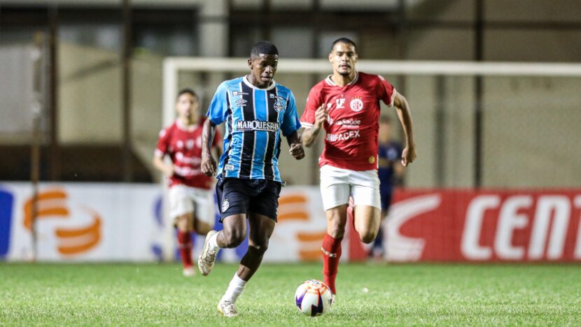 Após campanha histórica, América perde para o Grêmio e é eliminado da Copinha