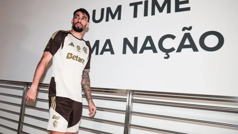 Lucas Paquetá é regularizado e pode estrear pelo Flamengo na Supercopa - Foto: Gilvan de Souza/Flamengo