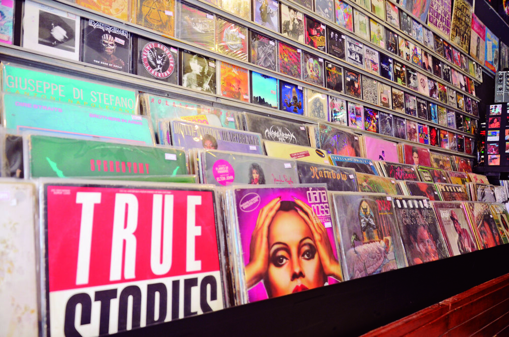 DISCOL Disco de Vinil , CDs e Fita Cassete (10)