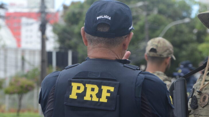 Homem é preso por dívida de quase R$ 60 mil em pensão alimentícia em Natal - Foto: José Aldenir/PRF