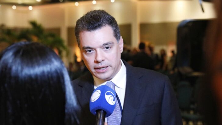 Walter Alves pede que nomes indicados pelo MDB deixem cargos no GoveRio Grande do Norteo Fátima