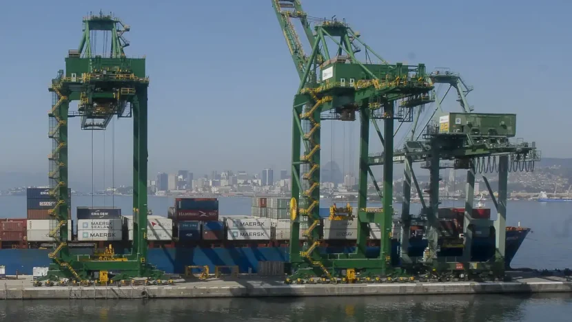 Portos brasileiros movimentaram 1,4 bi de toneladas de cargas em 2025