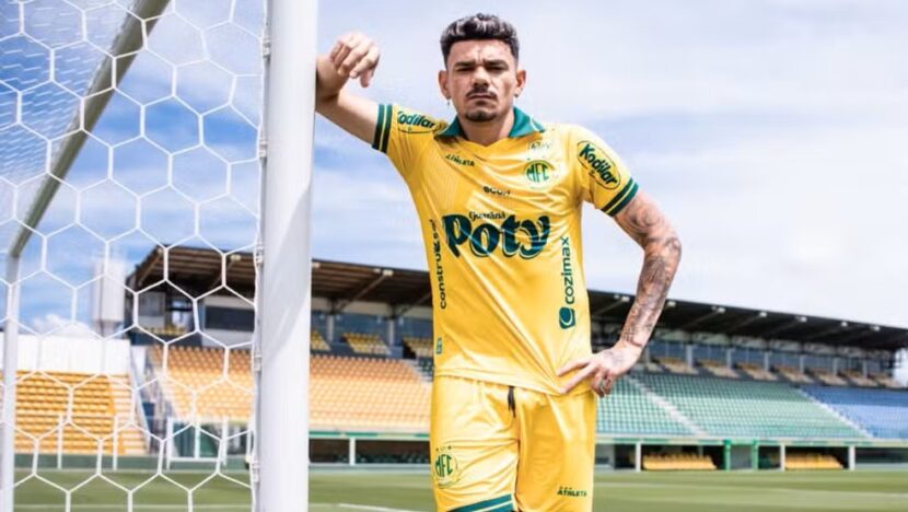 Mirassol anuncia a contratação do atacante Tiquinho Soares, do Santos - Foto: Pedro Zacchi