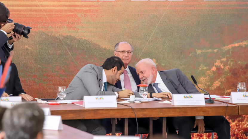 Lula e Messias foto Daniel Estevão
