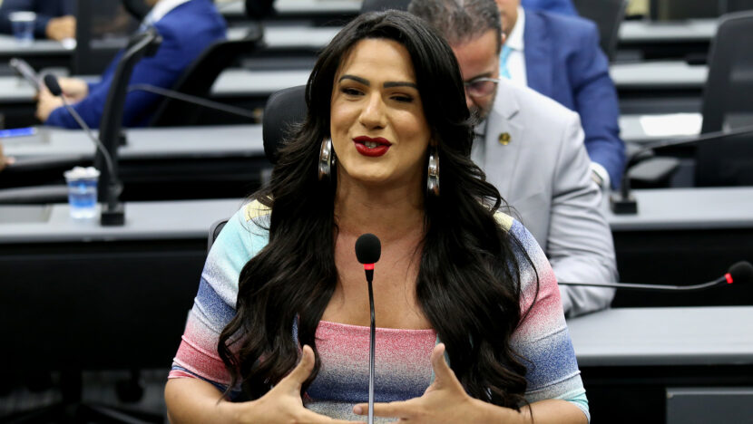 Vereadora Thabatta Pimenta durante atividade na Câmara Municipal de Natal