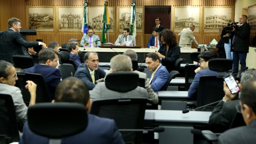 Câmara de Natal aprova reajuste de 5,4% para professores da rede municipal - Foto: Francisco de Assis/CMN