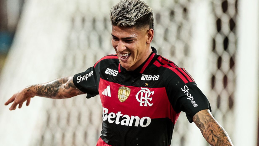 Jogador do Flamengo colombiano Carrascal - Foto: reprodução X @Flamengo
