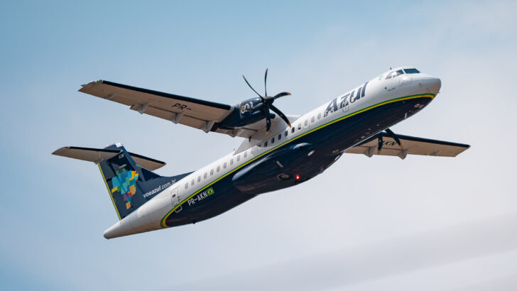 AZUL Aeronave ATR Mossoro Recife.JPG