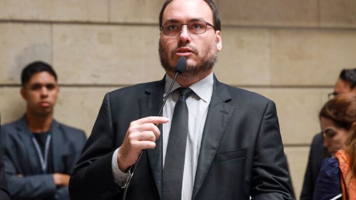 Carlos Bolsonaro foto CMRJ