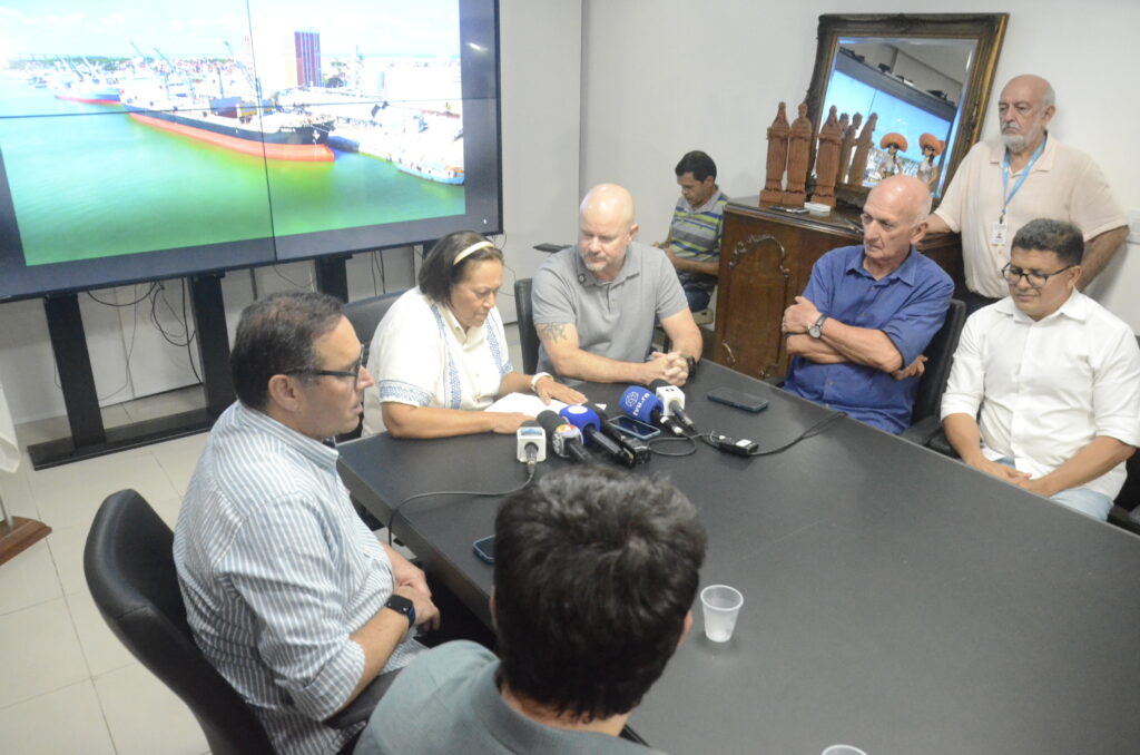 Coletiva sobre Dragagem do Porto (56)