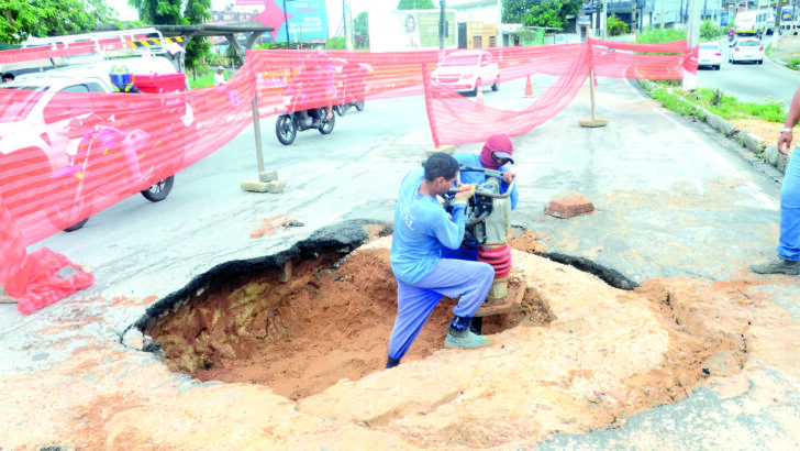 Cratera Av João Medeiros Filiho Igapó (15)