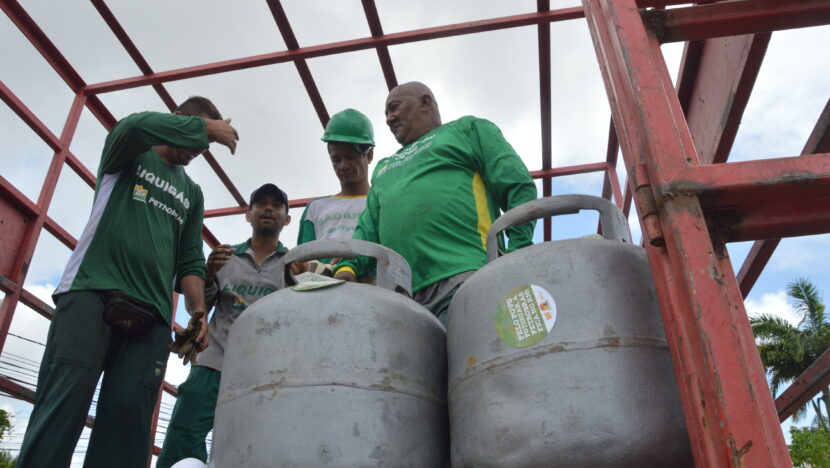 Governo avalia subsídio temporário para baixar preço do gás de cozinha | notícias do rio grande do norte Gás de cozinha (2)