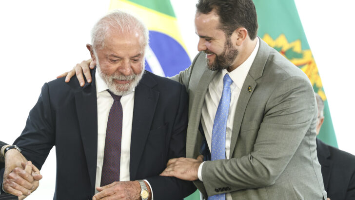 Lula e Durigan foto Marcelo Camargo