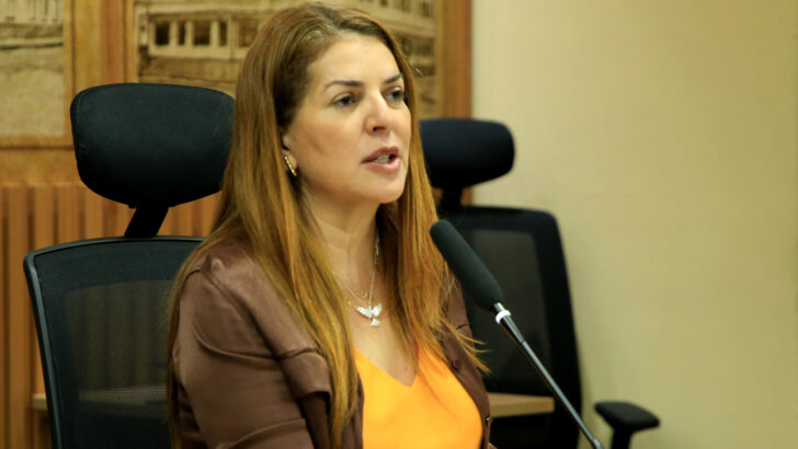 Nina foto Francisco de Assis