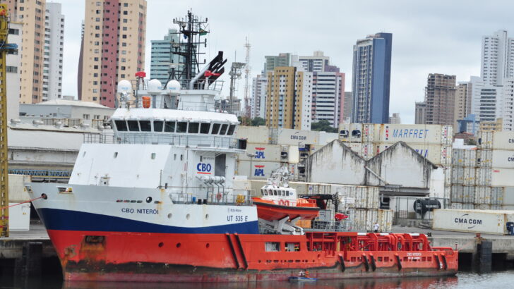 Porto de Natal , Conteners e Embarcação (15)