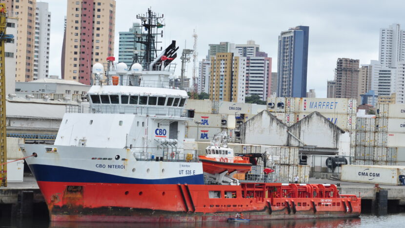 Porto de Natal , Conteners e Embarcação (15)