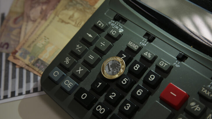 calculadora foto Marcello Casal Jr