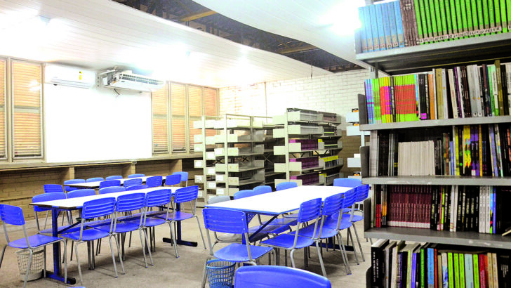 Biblioteca Edgar Barbosa (3) edited