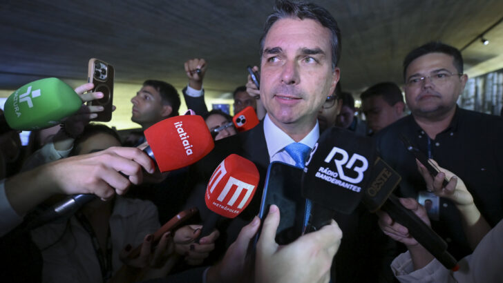 Flávio foto Ton Molina Senado