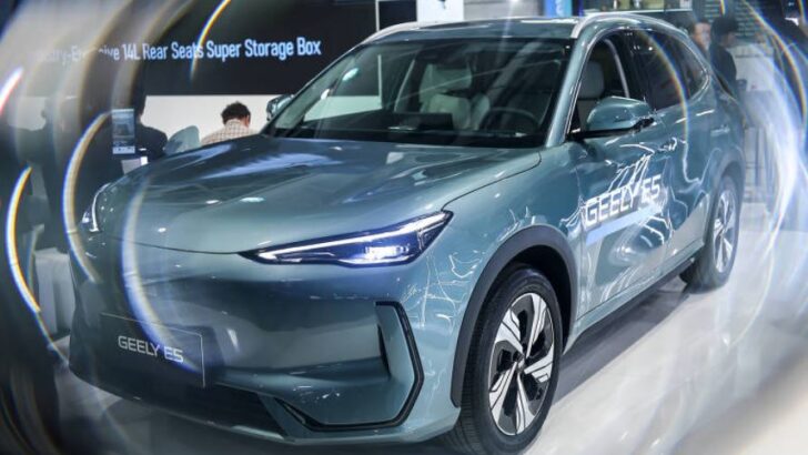 Geely 01 Copia