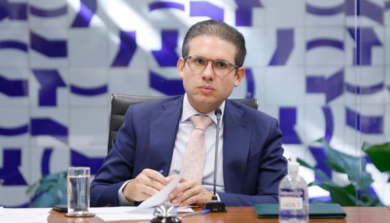 Hugo Motta Copia