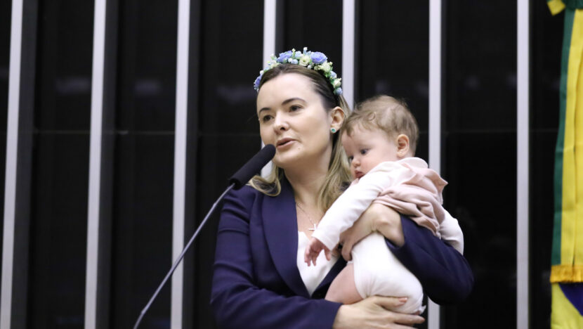 Julia Zanatta foto Kayo Magalhães