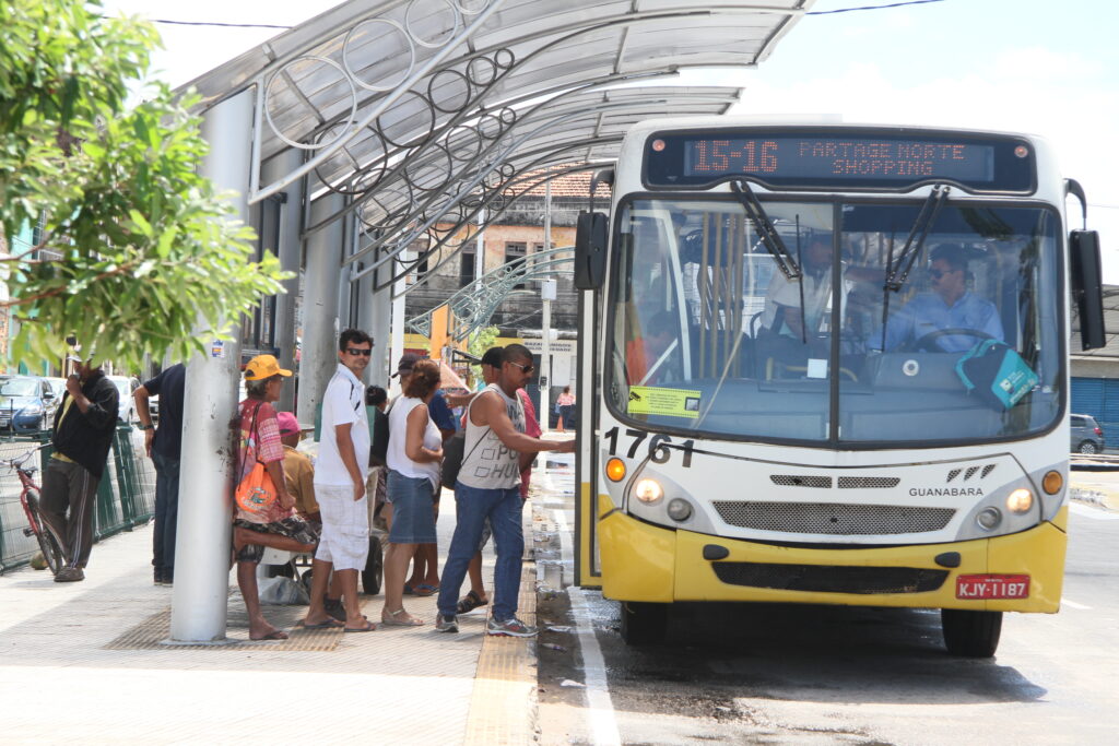 Ônibus Ribeira José Aldenir (11)