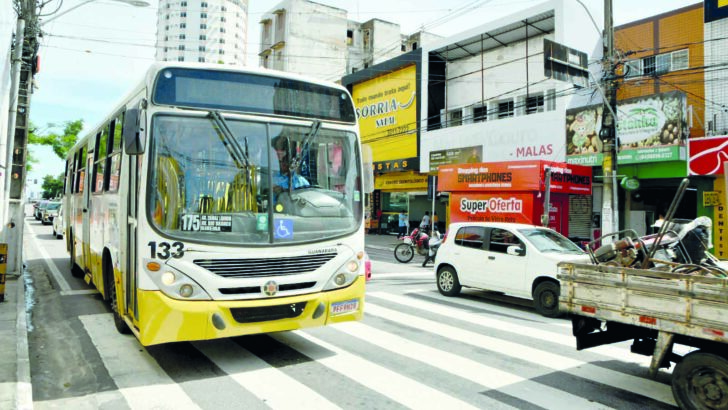 Transporte com cashback no Centro 1 foto Demis Roussos