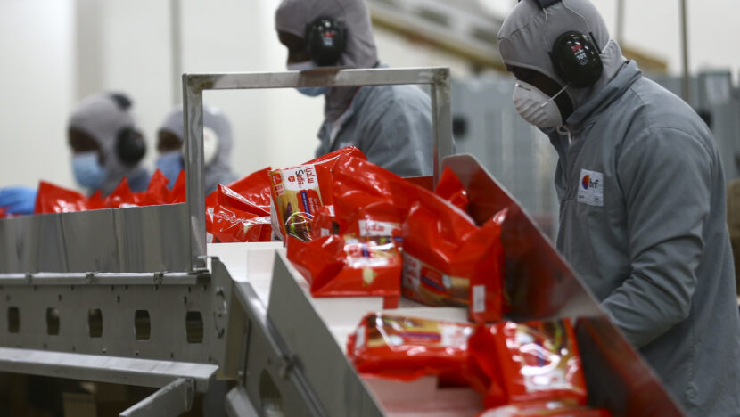Indústria brasileira alerta para avanço de produtos chineses no mercado interno e prevê déficit recorde em 2026 | notícias do rio grande do norte fabrica brf abu dhabi mcamgo abr 051020211818 3