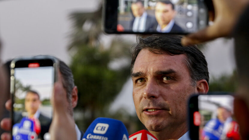 flavio bolsonaro entrevista