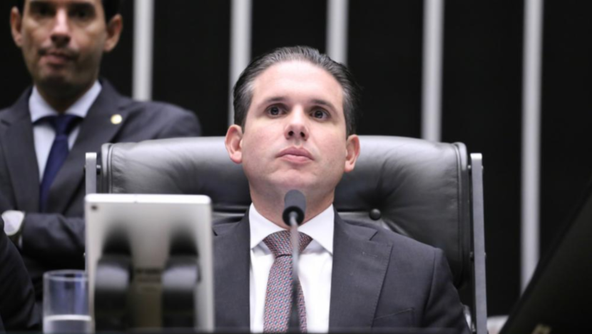 Hugo Motta diz que Câmara vai propor texto de consenso sobre fim da escala 6x1 - Foto: Kayo Magalhães/Câmara dos Deputados