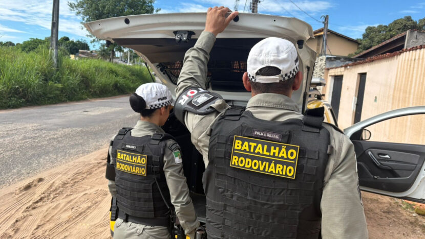 Mulher com pena de 13 anos por homicídio é presa em igapó, na zona norte de natal | notícias do rio grande do norte Mulher com pena de 13 anos por homicídio é presa em Igapó, na Zona Norte de Natal - Foto: Reprodução/PMRN