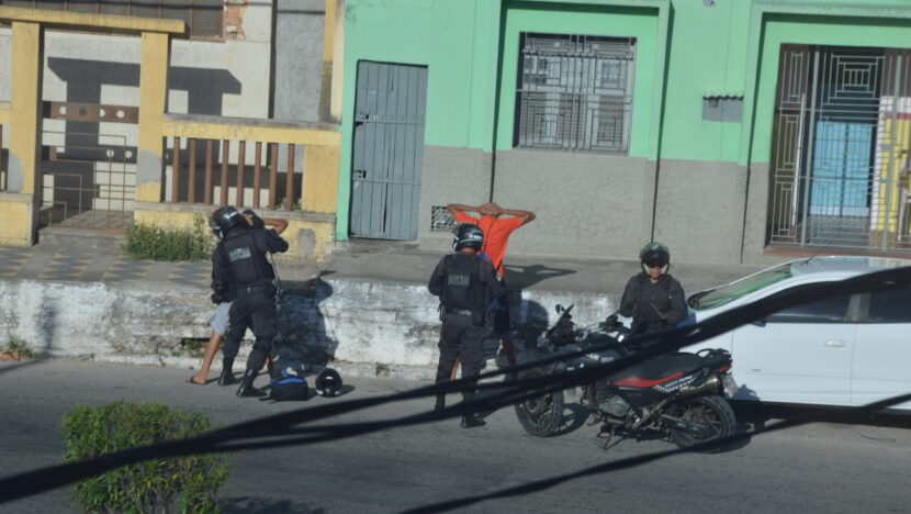 Abordagem Policia Militar (5) Copia