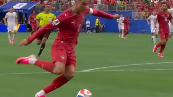 CR7 01