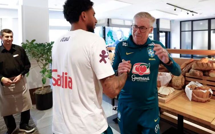 Ederson e Ancelotti Copia