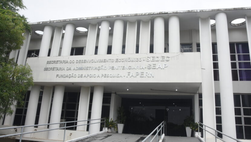 Fachada SEAP (4)