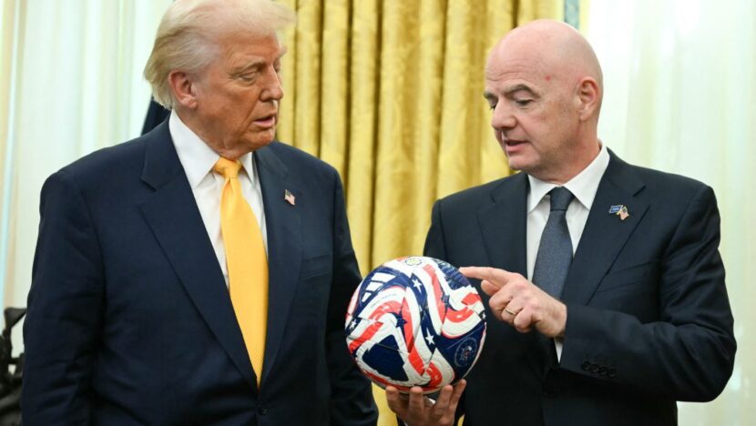 Trump e Infantino Copia