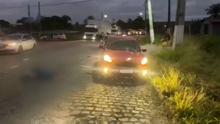 Casal morre após moto ser atingida por caminhão em Monte Alegre, na Grande Natal - Foto: Reprodução/Redes sociais