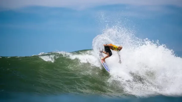 Italo Ferreira é vice, mas mantém liderança do WSL - Foto: WSL