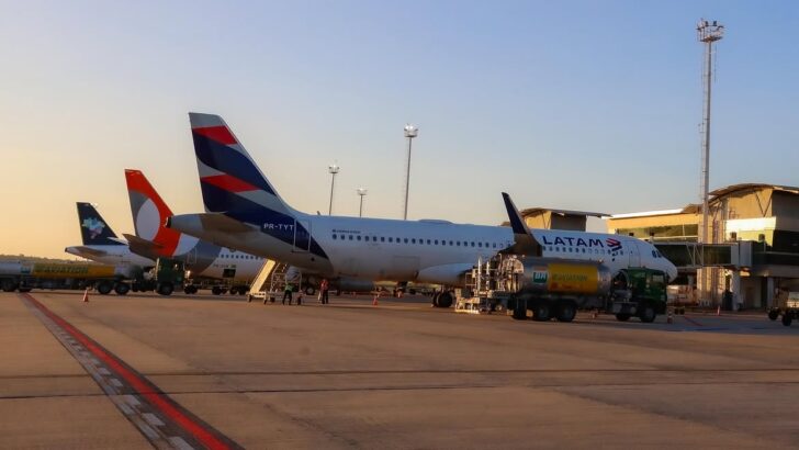 Avião