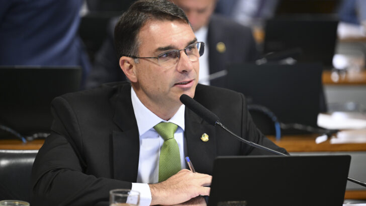 Flávio Bolsonaro foto Edilson Rodrigues Senado