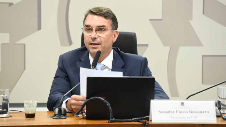 Flávio Bolsonaro foto Jefferson Rudy Senado