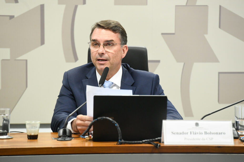 Flávio Bolsonaro foto Jefferson Rudy Senado