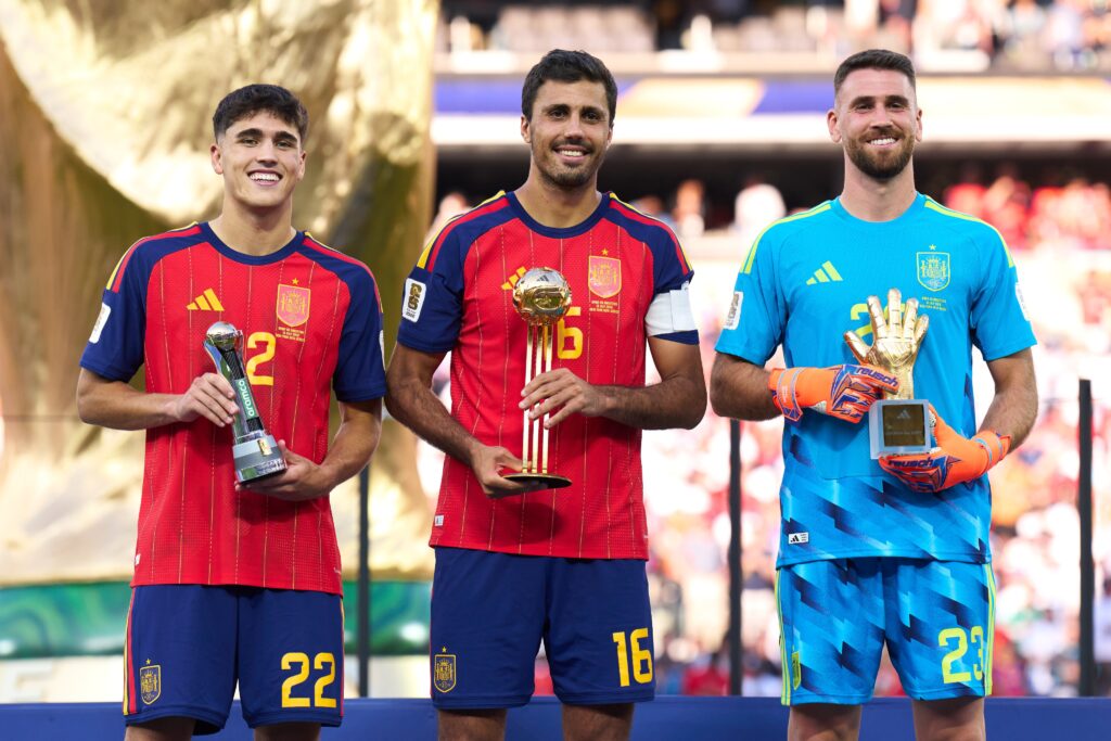 Campeã espanha é recebida por multidão em madri | notícias do rio grande do norte Melhores da Copa