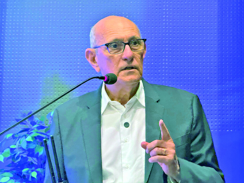 Roberto Serquiz Workshop Cluster