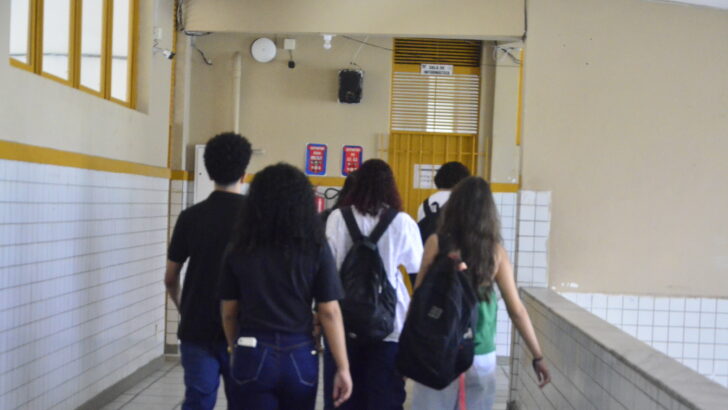 Volta às Aulas Rede Estadual Escola Estadual Winston Churchill Alunos Novato (60)