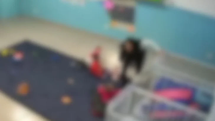 funcionaria creche agressao